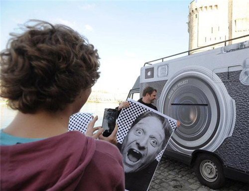 JR遍布全球的城市街头艺术作品