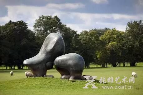 Sheep Piece, 1971-72, height 570cm Sheep Piece, 1971-72, height 570cm