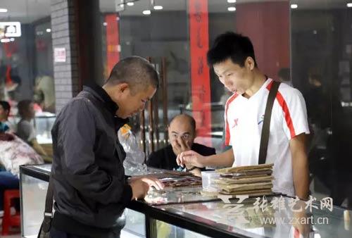 八闽古玩月市同城交流会 | 最划算的圣诞礼物来了！买平安扣、如意坠来厦门古玩城